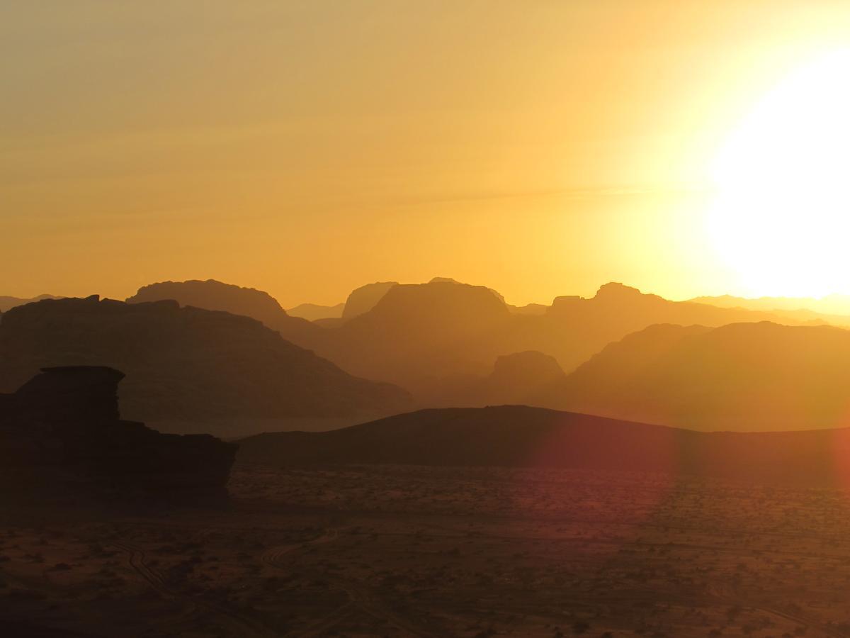 Desert Moon Camp Wadi Rum Exteriér fotografie